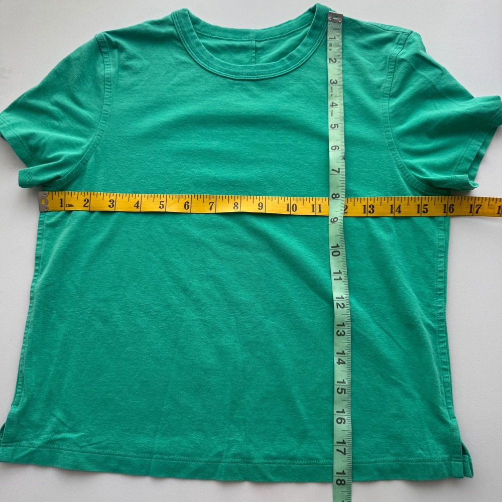 Lululemon Cates Tee Green Short Sleeve Cropped Boxy Crewneck Womens S Athleisure - Picture 7 of 7
